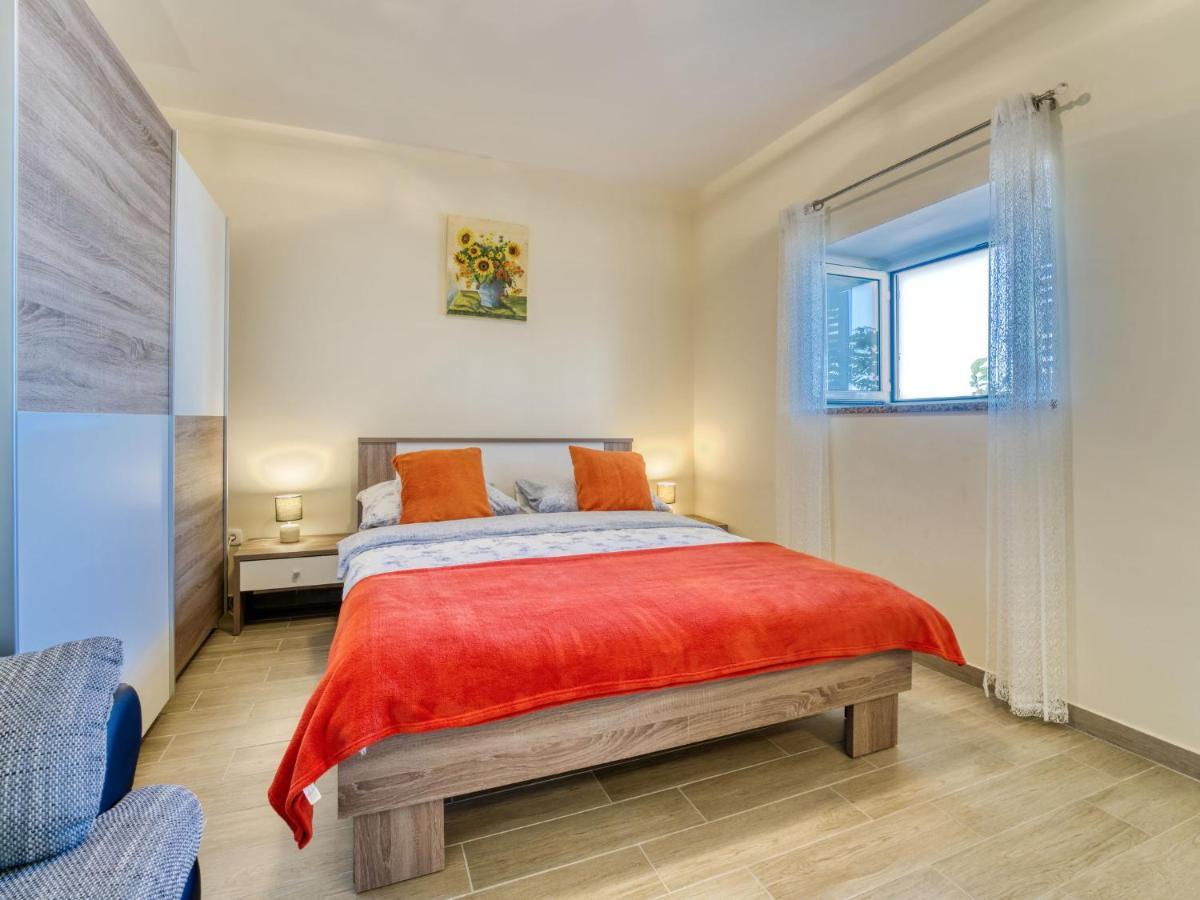 Apartment Edita By Interhome ลอฟราน ภายนอก รูปภาพ